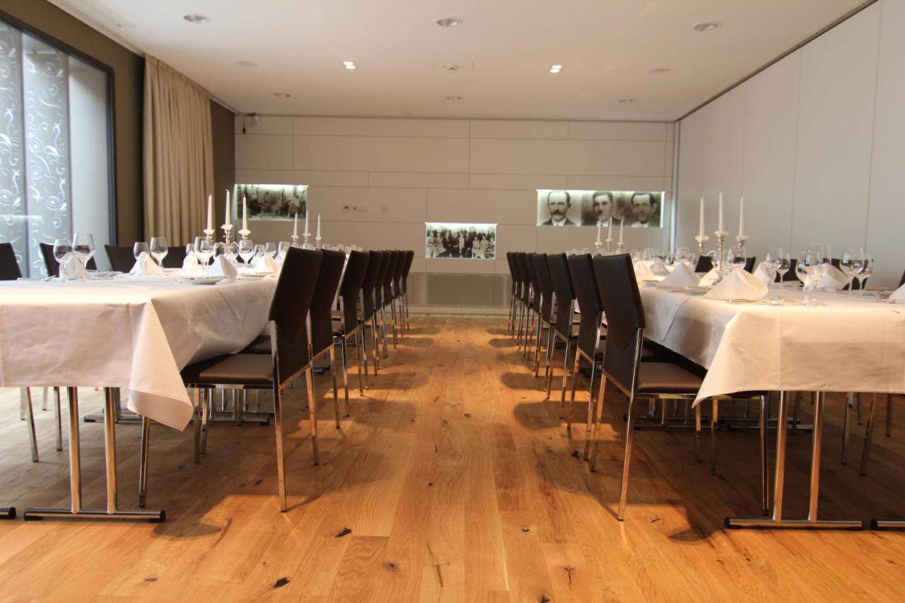 בלאובורן Hotel-Restaurant Ochsen מראה חיצוני תמונה
