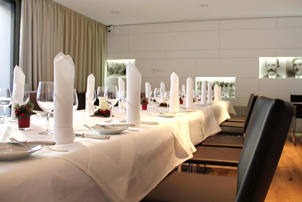 בלאובורן Hotel-Restaurant Ochsen מראה חיצוני תמונה